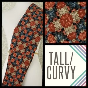 LulaRoe Tall and Curvy Leggings